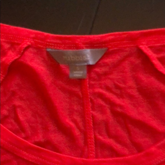 Tank/Tee - Picture 4 of 4